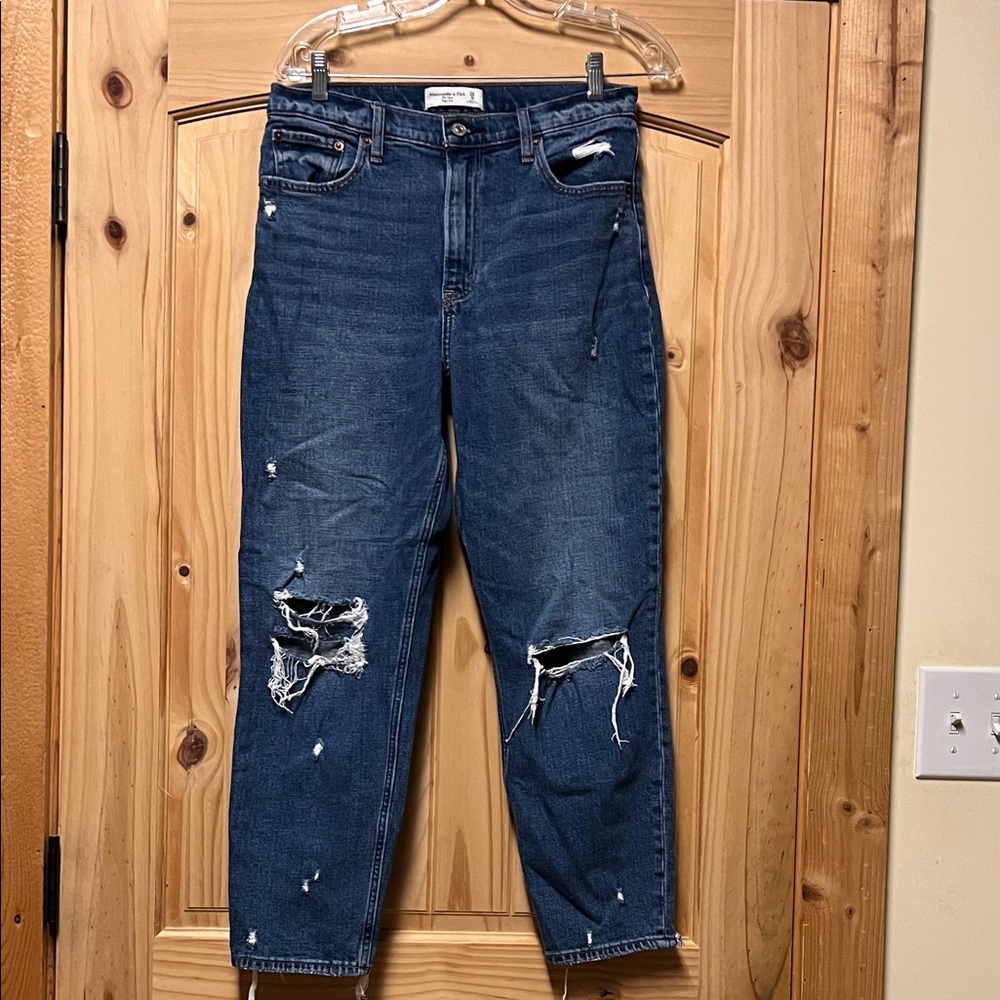 EUC Abercrombie & Fitch Blue High Rise The Mom Jeans 29 8 Ankle Distressed